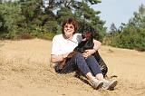 ADULTE ET CHIEN 595